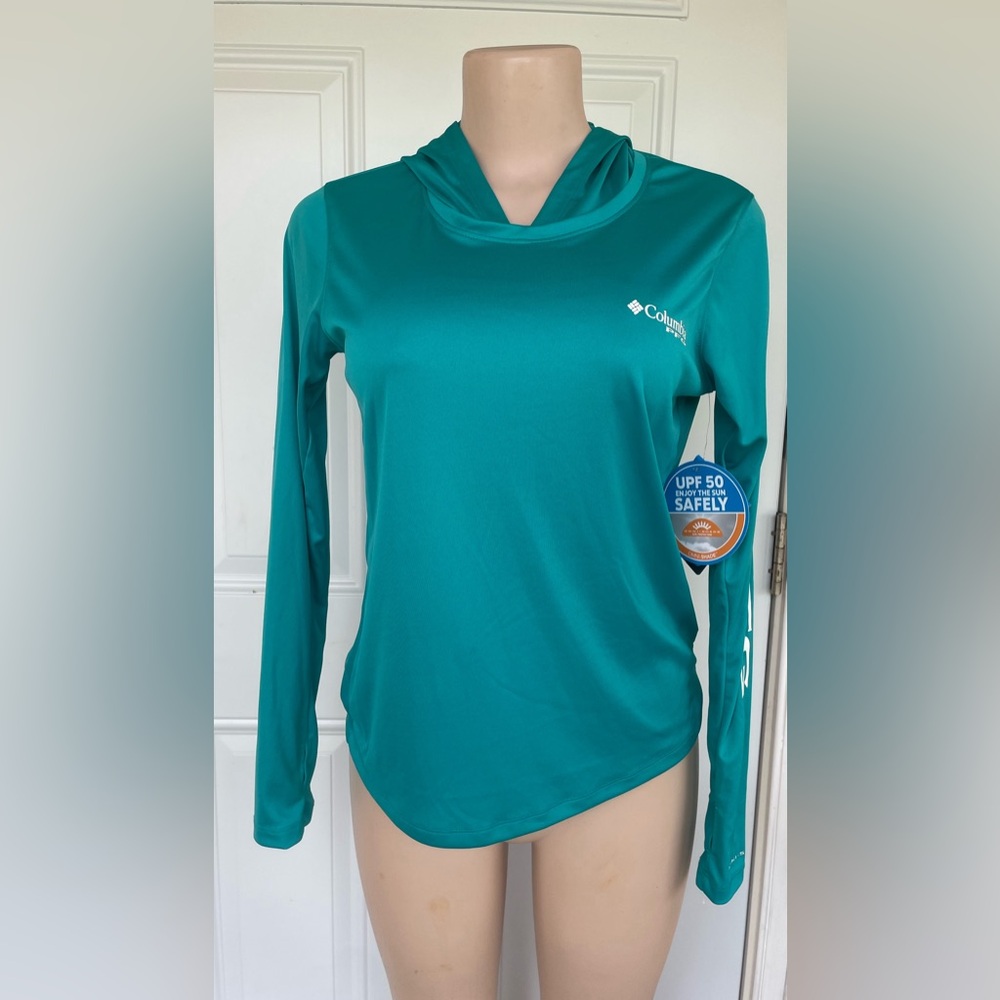 Columbia Women's Turquoise Long Sleeve Tee